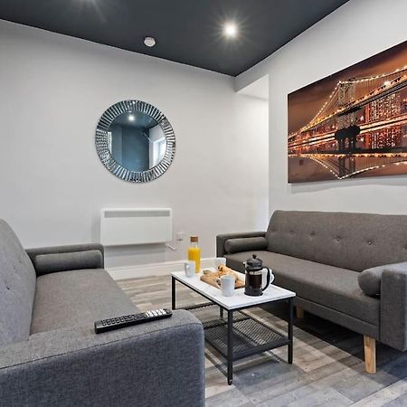 Vila Bella'S House 12Mins Bus To Motor Point Arena Free Street Parking Nottingham Exteriér fotografie