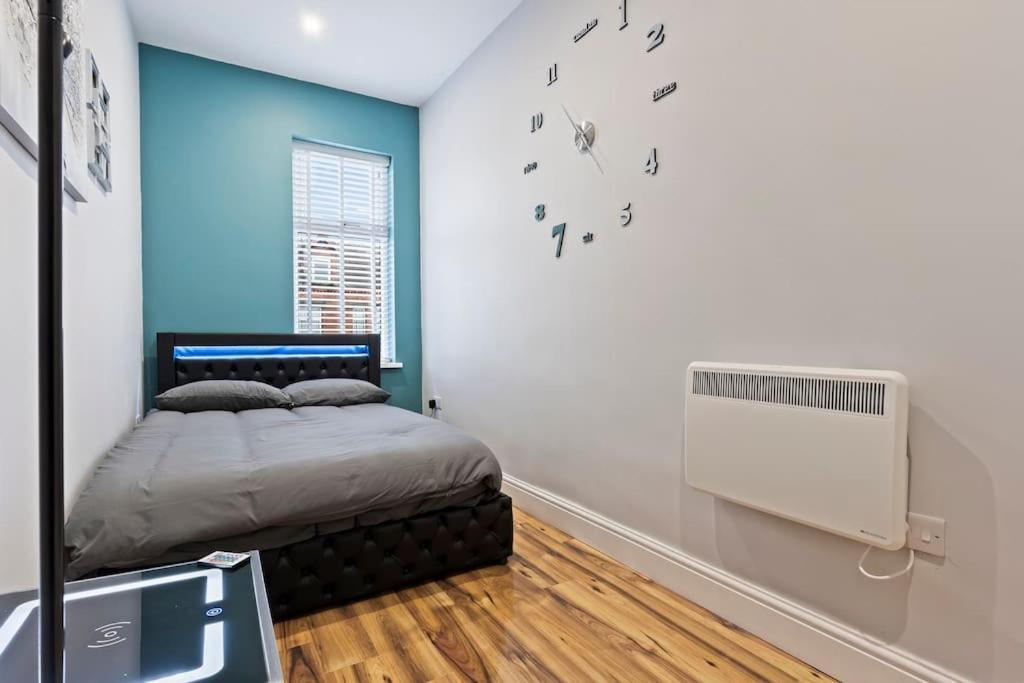 Vila Bella'S House 12Mins Bus To Motor Point Arena Free Street Parking Nottingham Exteriér fotografie
